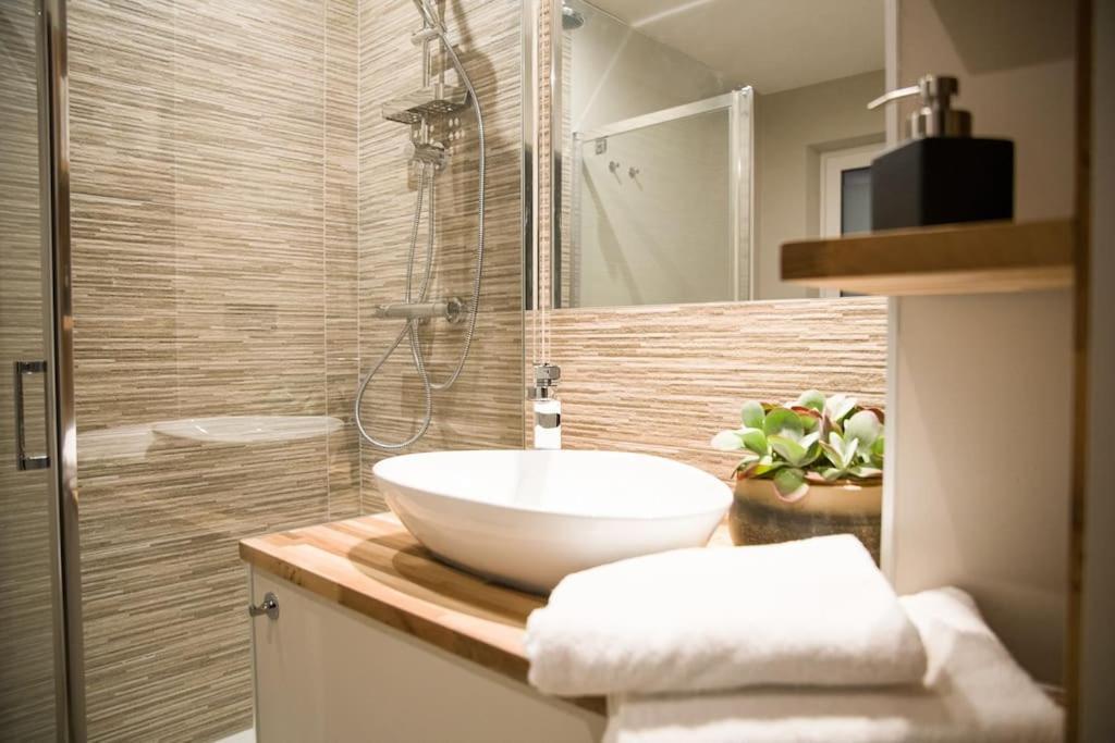 Buenas Noches Villa Standing Piscine & Wellness Boncelles Luaran gambar